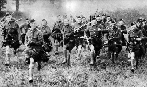 Soldiers in kilts, charging