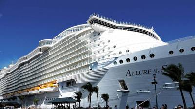 Cruise ship